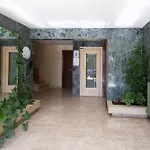 Les Cypres Furnished Studio