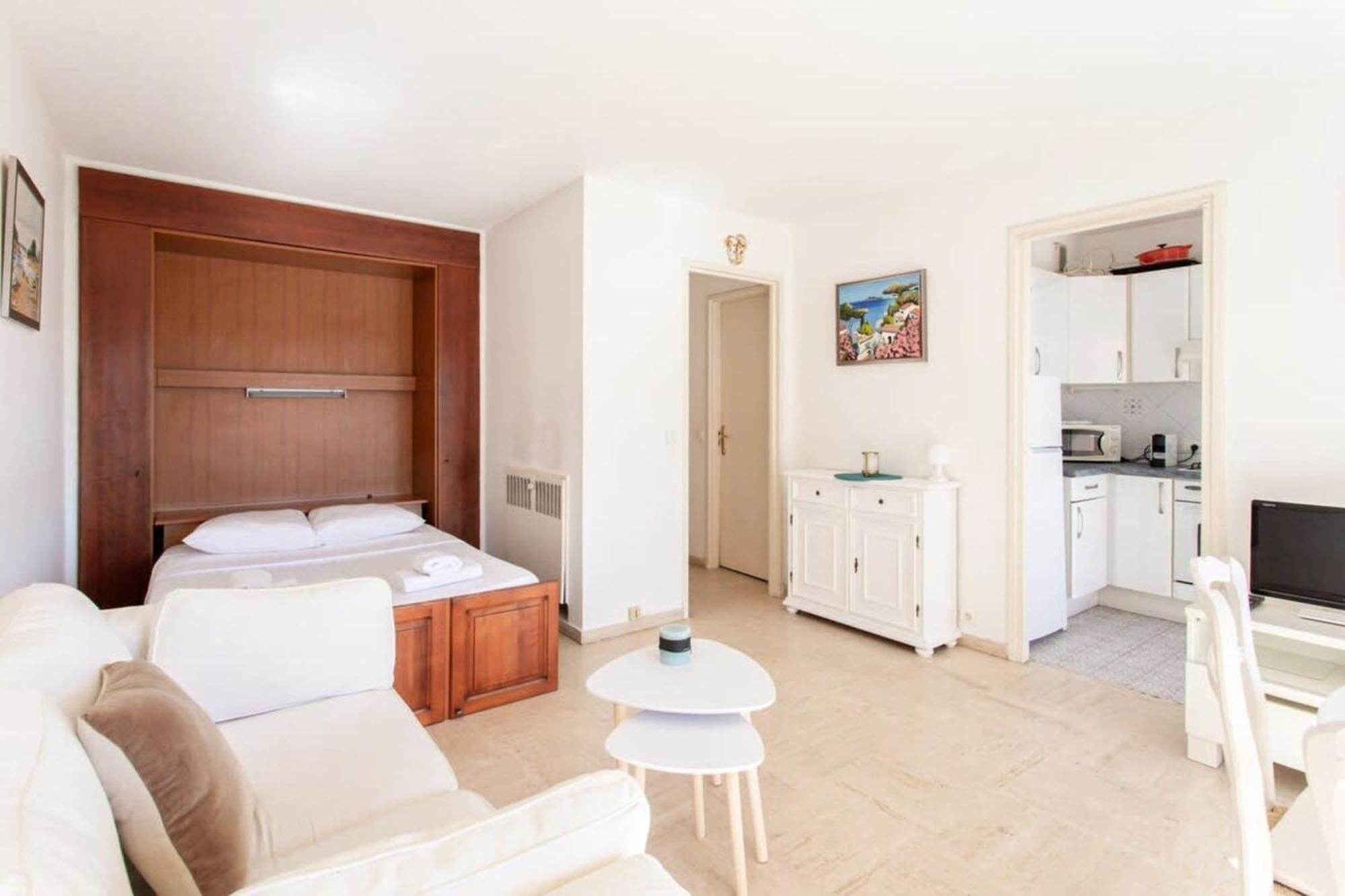 Les Cypres Furnished Studio Cannes